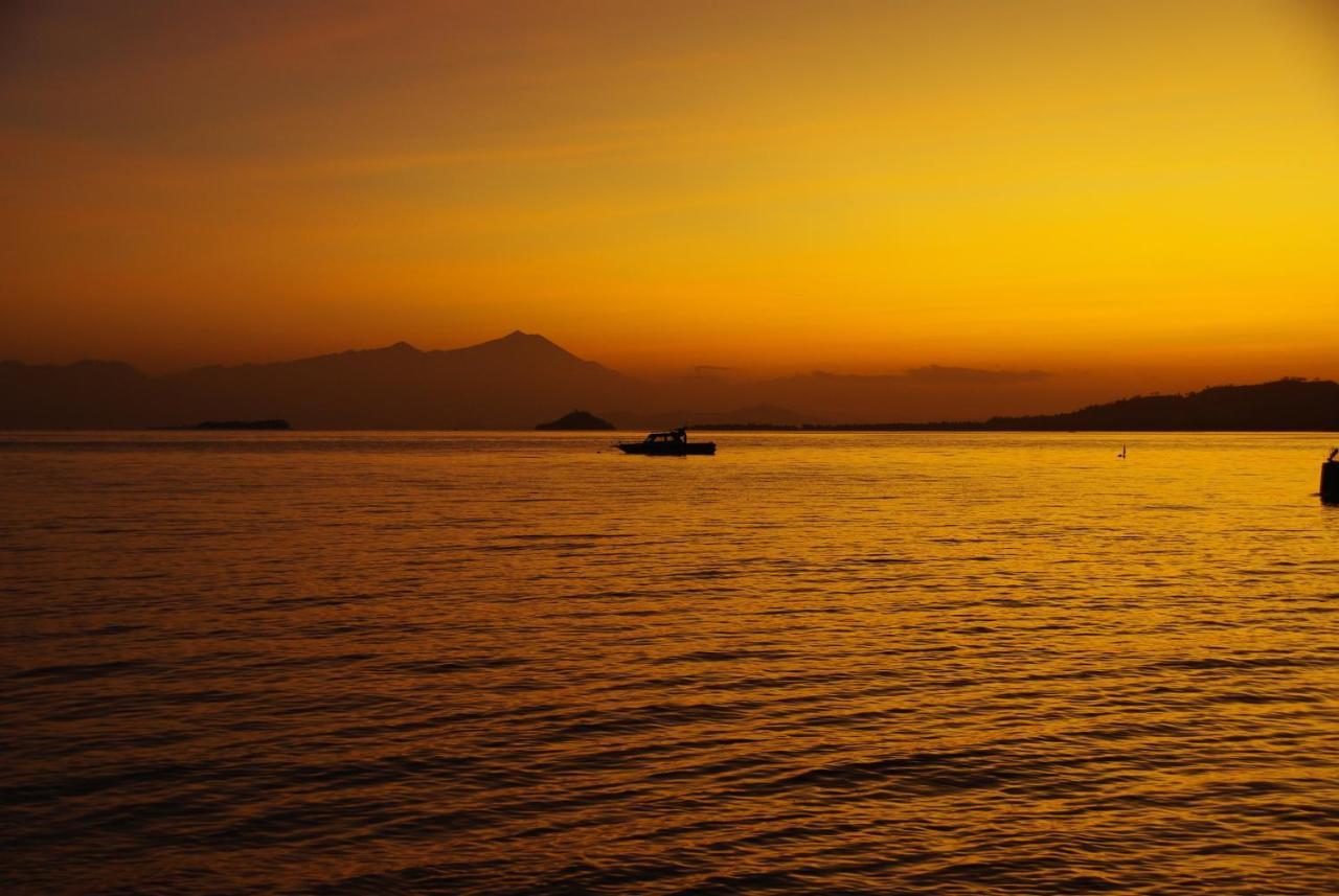 The High Dive Gili Gede By Ultimate Resorts Exterior foto